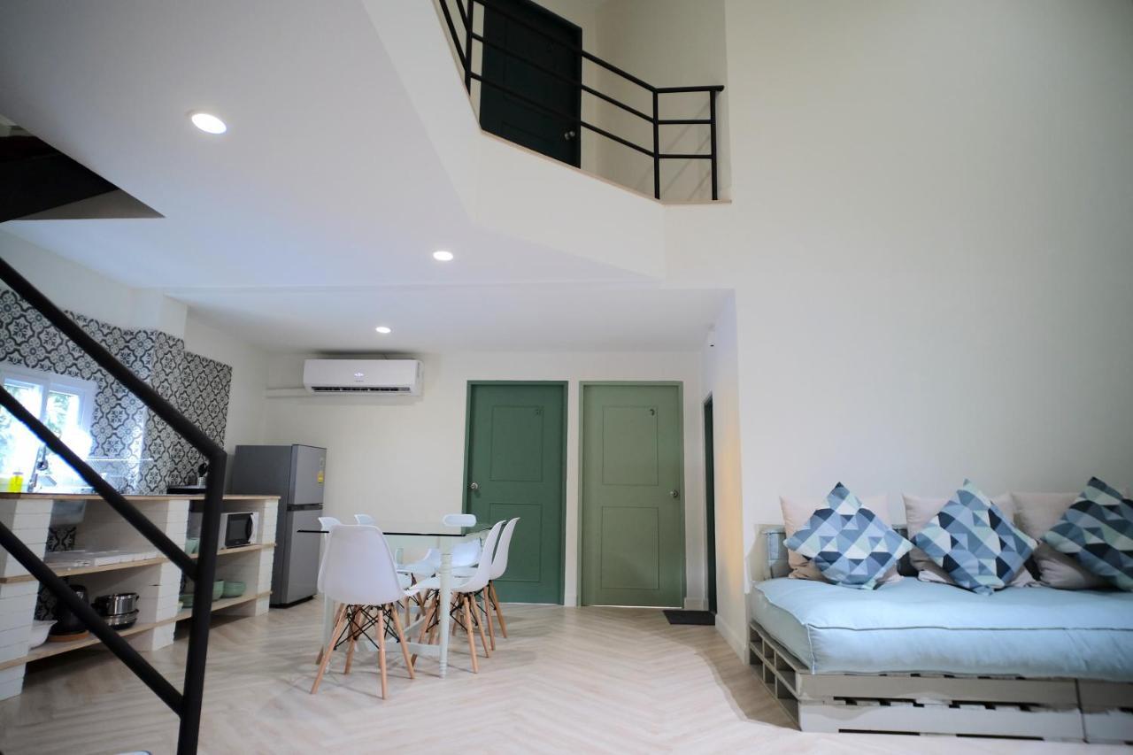 דירות Baan Khun Pra Duplex Rm3 בנגקוק מראה חיצוני תמונה