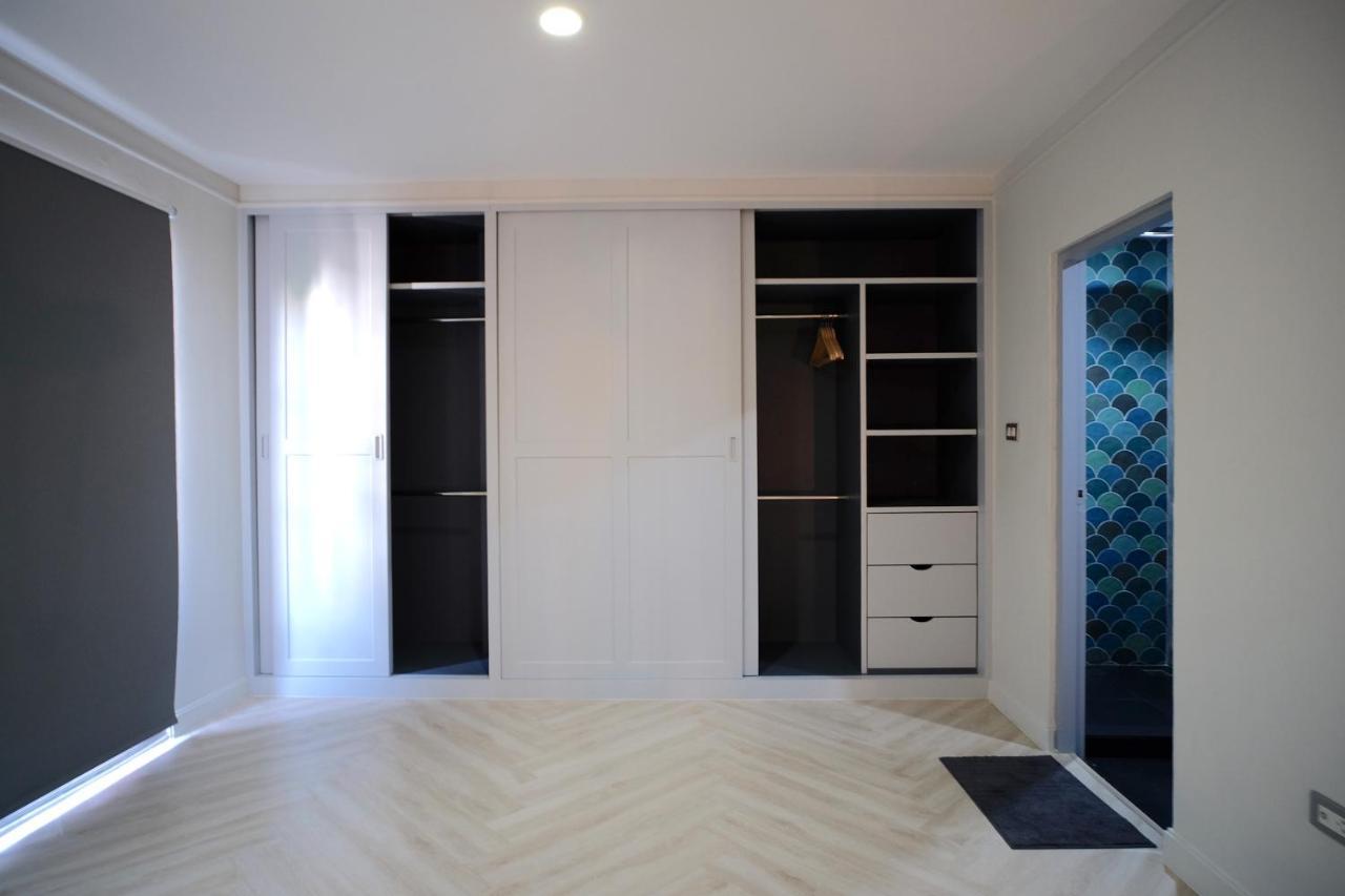 דירות Baan Khun Pra Duplex Rm3 בנגקוק מראה חיצוני תמונה