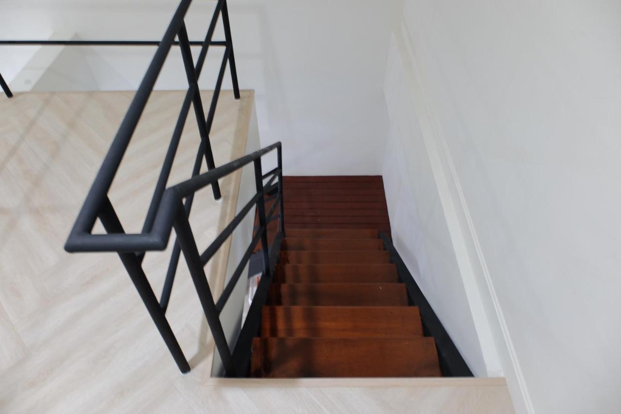 דירות Baan Khun Pra Duplex Rm3 בנגקוק מראה חיצוני תמונה