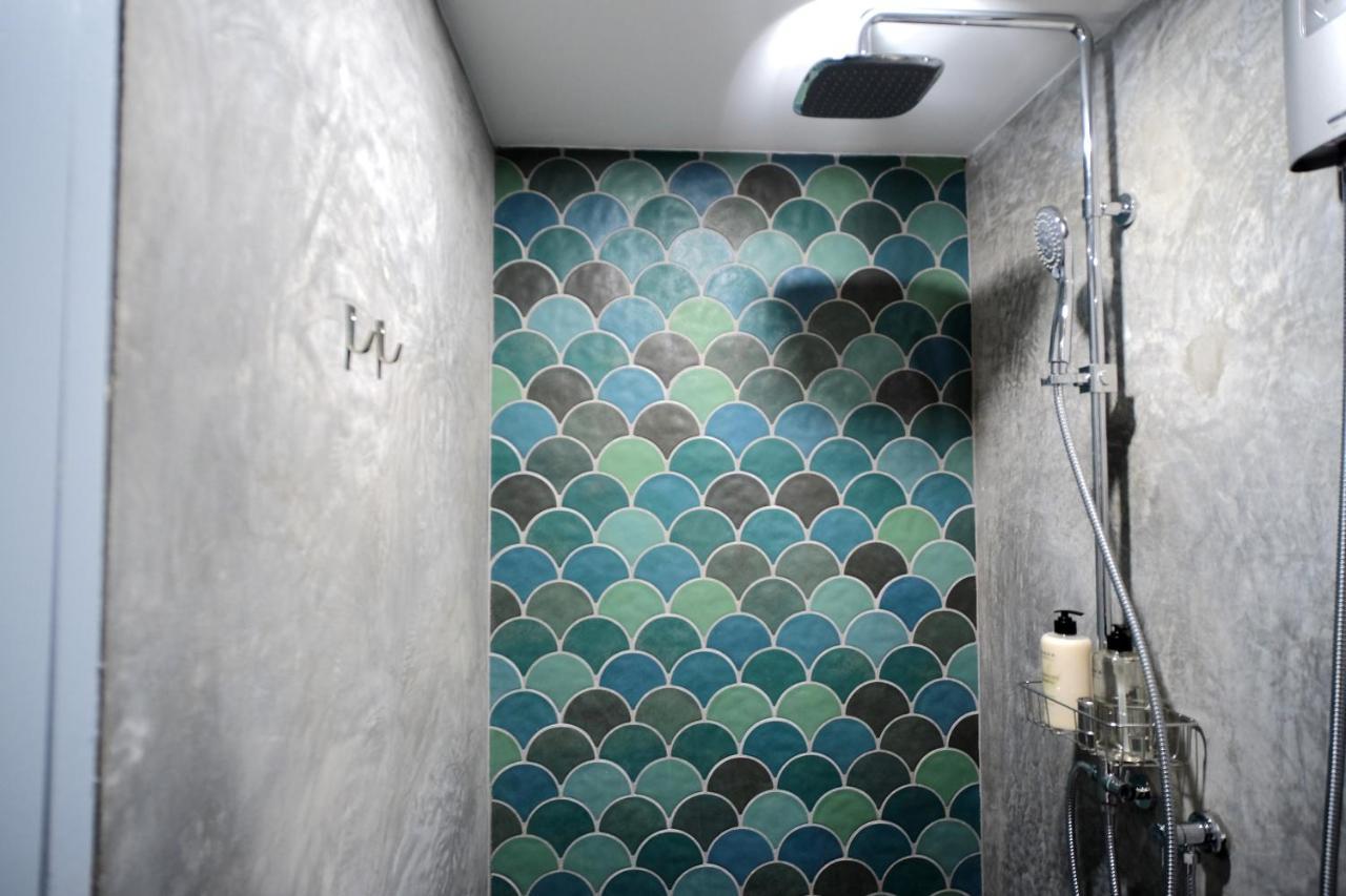 דירות Baan Khun Pra Duplex Rm3 בנגקוק מראה חיצוני תמונה