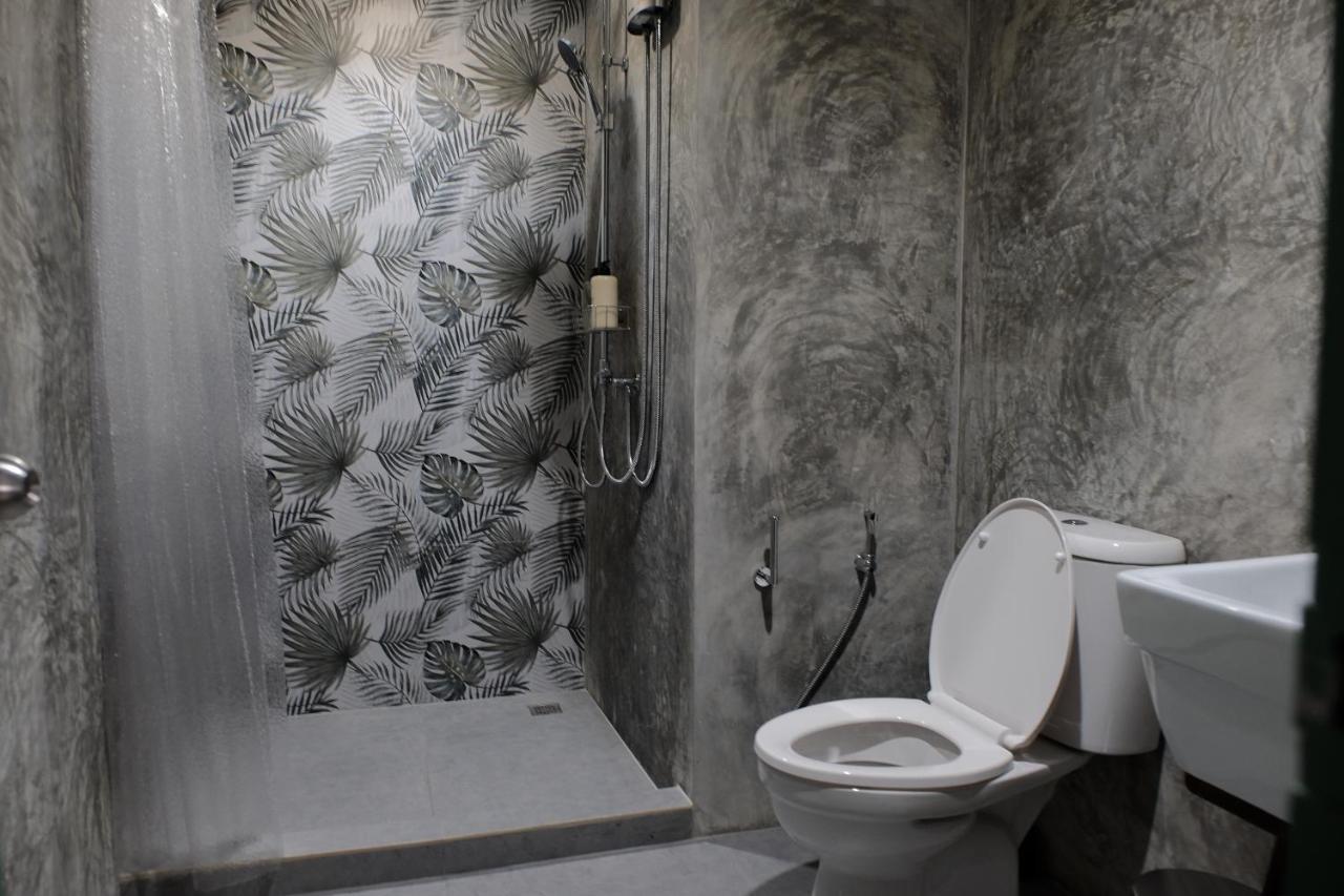 דירות Baan Khun Pra Duplex Rm3 בנגקוק מראה חיצוני תמונה