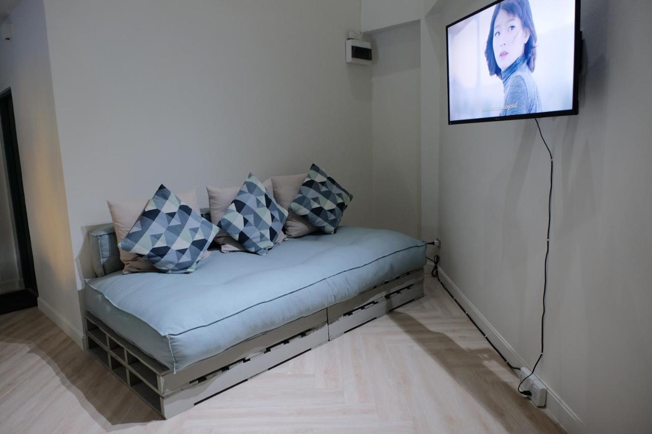 דירות Baan Khun Pra Duplex Rm3 בנגקוק מראה חיצוני תמונה